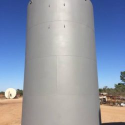 - - - Rebuilt 400 bbl steel tank.