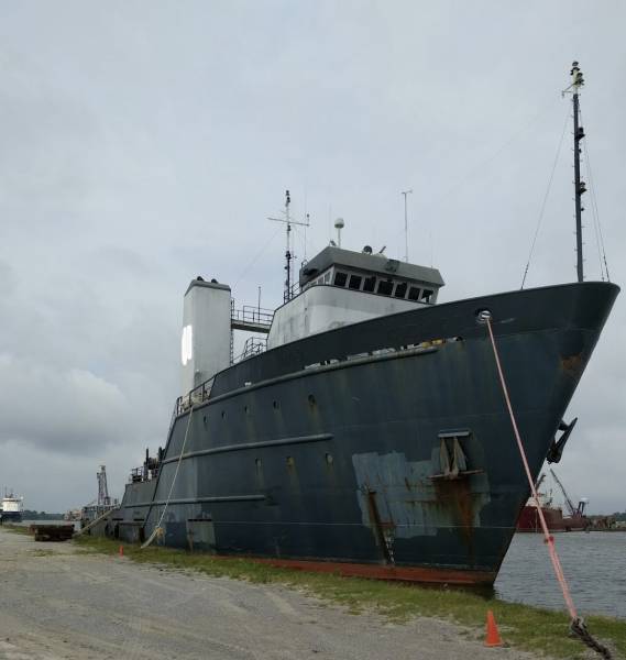 Ice Class Tow & Anchor Handling Vessel (Img1)