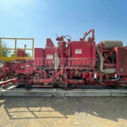 Halliburton HT-400 Cementing Pump (1)