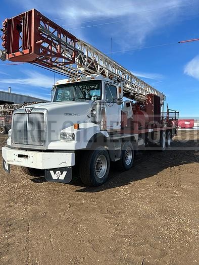 TH60 Range I Water Well Drilling Rig on 2004 Western Star Tandem (1)