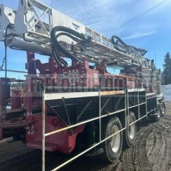 large-used-2004-th-60-range-i-water-well-drilling-rig (12)