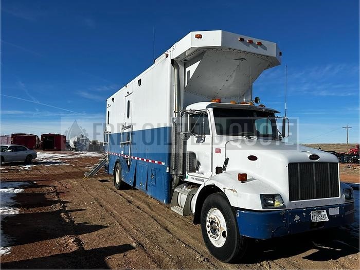 large-used-peterbilt