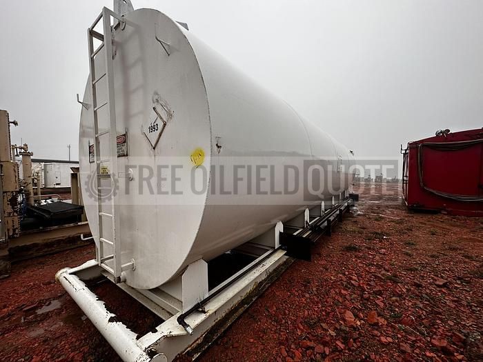 18,000 Gallon Skidded Fuel Tank with Pump House