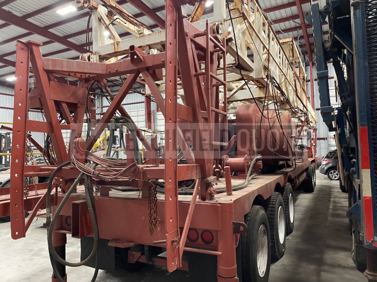 Cooper 550 Workover Rig